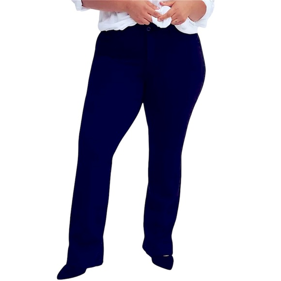 Torrid Bombshell Boot Studio Luxe Ponte High-Rise Pant Navy Blue Size 30 NWT - Picture 1 of 13